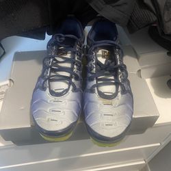 Nike Air VaporMax Plus Geometric Obsidian Laser Orange