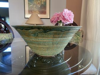 A Gorgeous Signed Hand Crafted Ceramic Bowl 