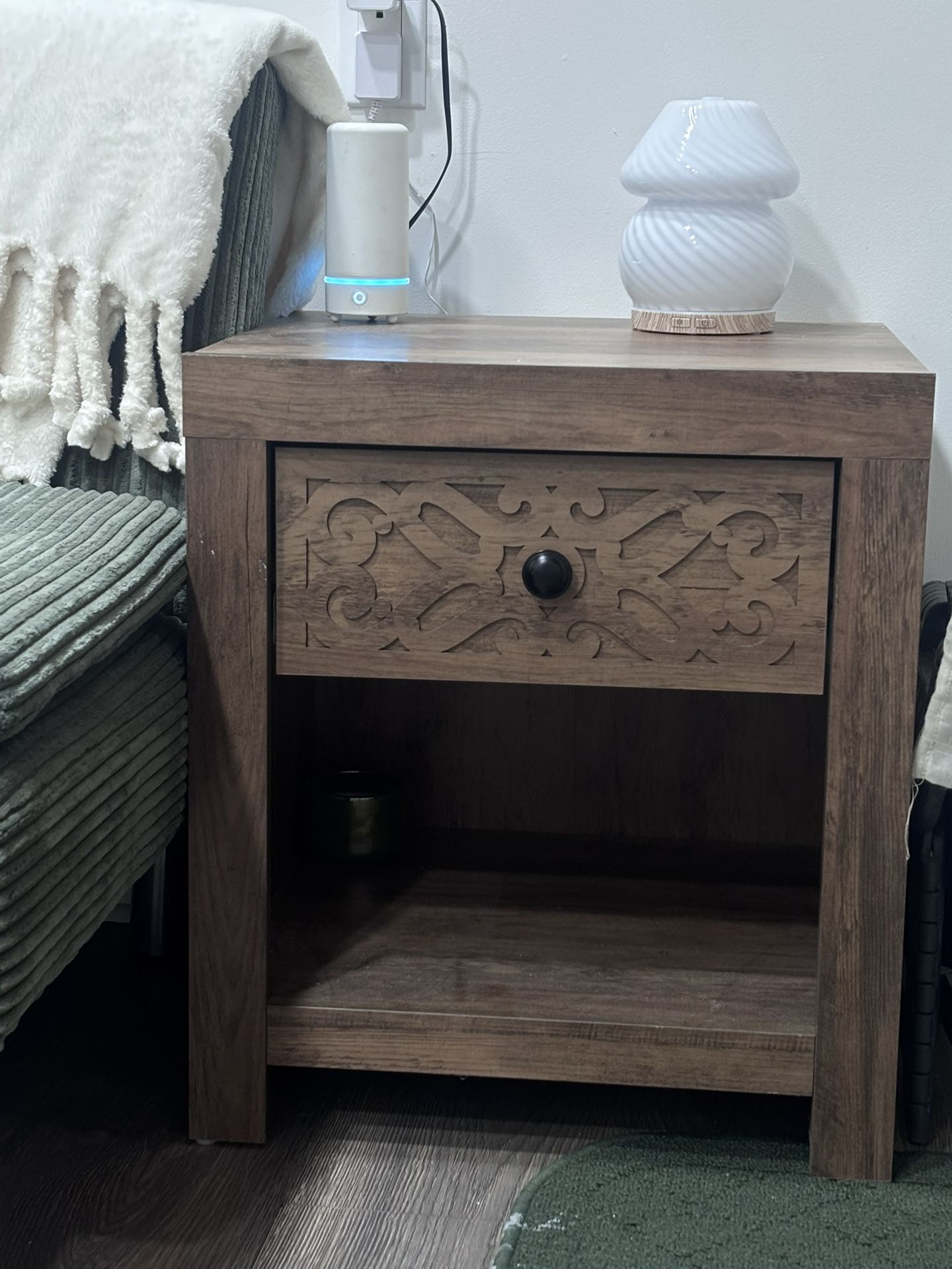 1-Drawer Sidetable Nightstand