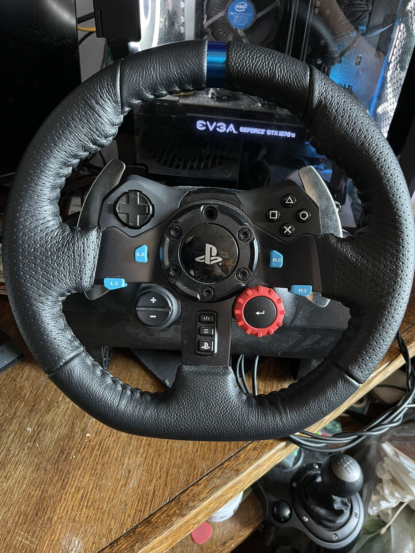 Logitech G29 
