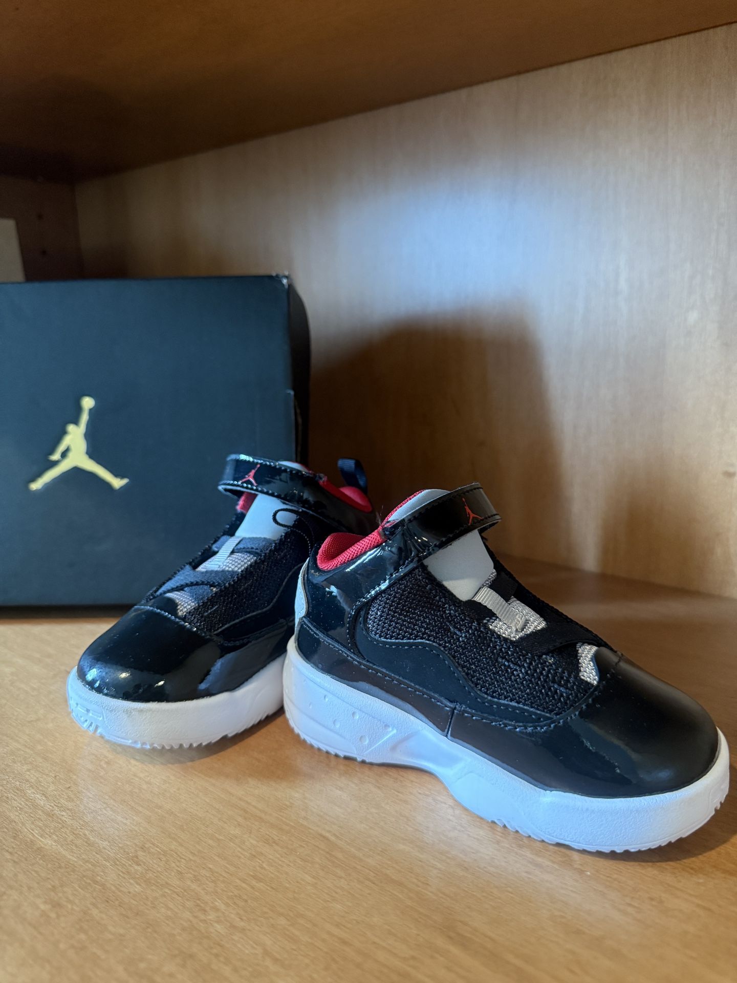 Jordan Max Aura 2 Toddler