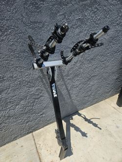 THULE 4 Bike hitch mounted rack