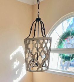 Chandelier - Wood - rustic - Modern Farmhouse