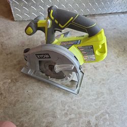 Ryobi Saw