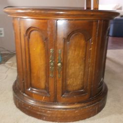Vintage End Table With Cabinet