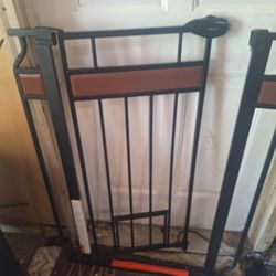 Carlson Extra Tall Pet Or Toddler Gate