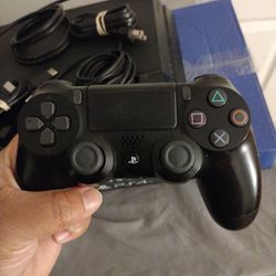 PlayStation 4 Sim 400gb