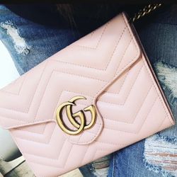 Authentic gucci Wallet On Chain Retail $1800