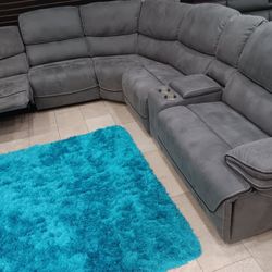*Weekly Feature*---Alejandra Stunning Gray Fabric Reclining Sectional Sofa---Delivery And Easy Financing Available👌