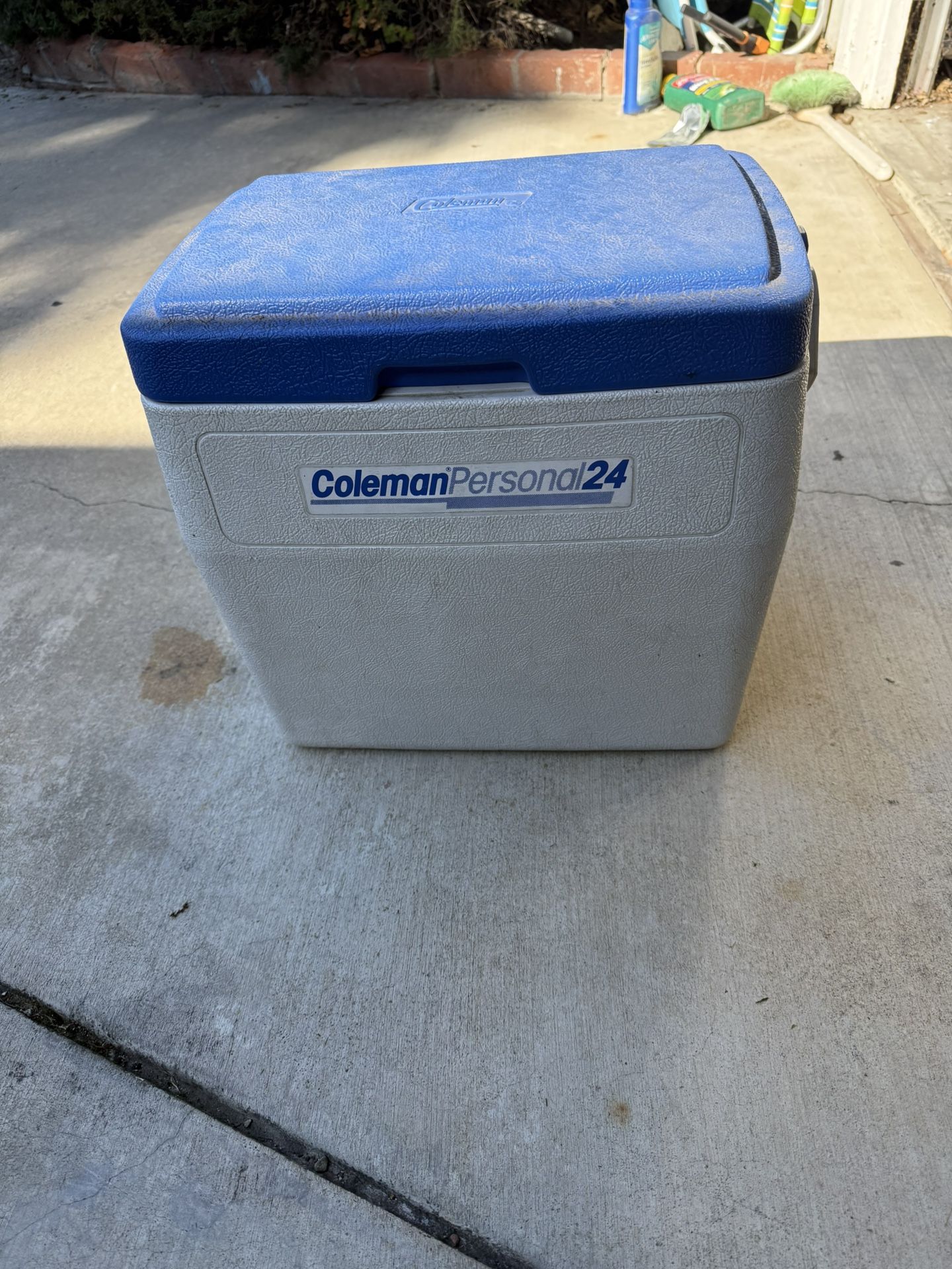 Coleman Personal 24 Quart