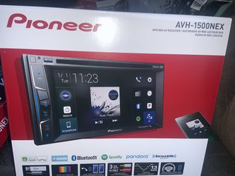 Pioneer CarPlay touchscreen cd/dvd Bluetooth