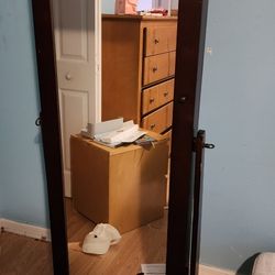  Floor Standing Cabinet Jewelry Armoire with Mirror