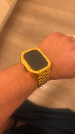 Apple Watch with Gold Case and Band