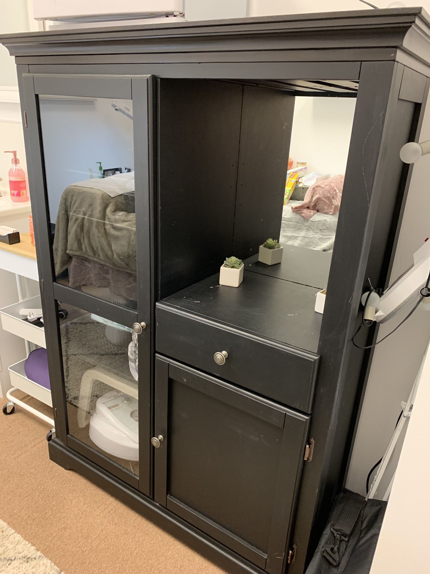 Black hutch/ bar