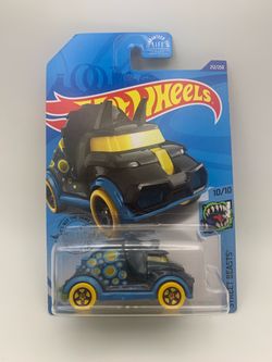Hot Wheels Street Beasts  Tricera-Truck Treasure Hunt