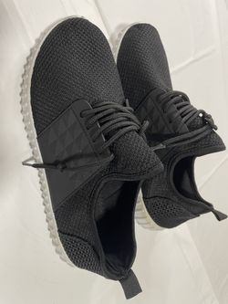 Women Sneakers Sz 8.5