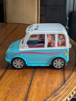 Barbie ultimate puppy Mobile SUV