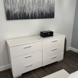 Drawer Dresser 
