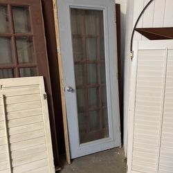 28” interior glass panel door