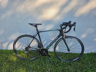 Fuji Full Carbon Road bike 54