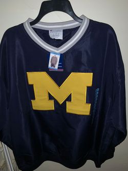 Champion Long Sleeves Shirt Size: Large