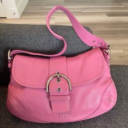 Coach pink large soho