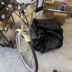 Schwinn Perla Cruiser Bike