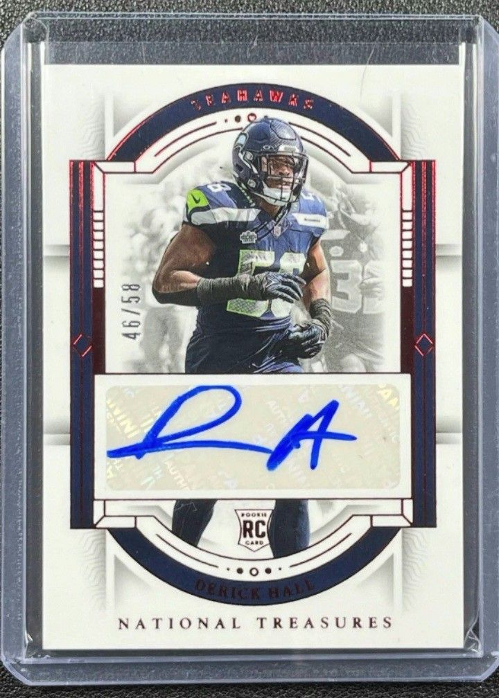 Super Nice Derik Hall Rookie Card Auto 46/58 In MINT CONDITION