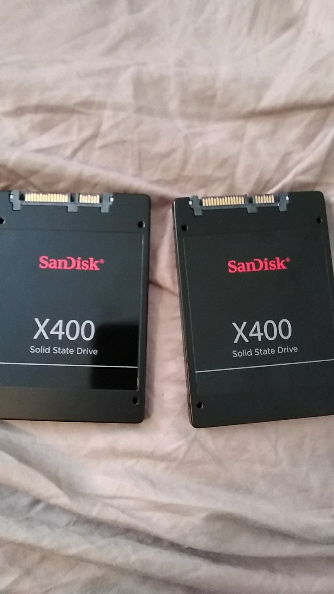 SCAN DISK SSD 1 TB 100$ EACH