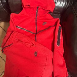 Red Nike Tech Set Old Season 