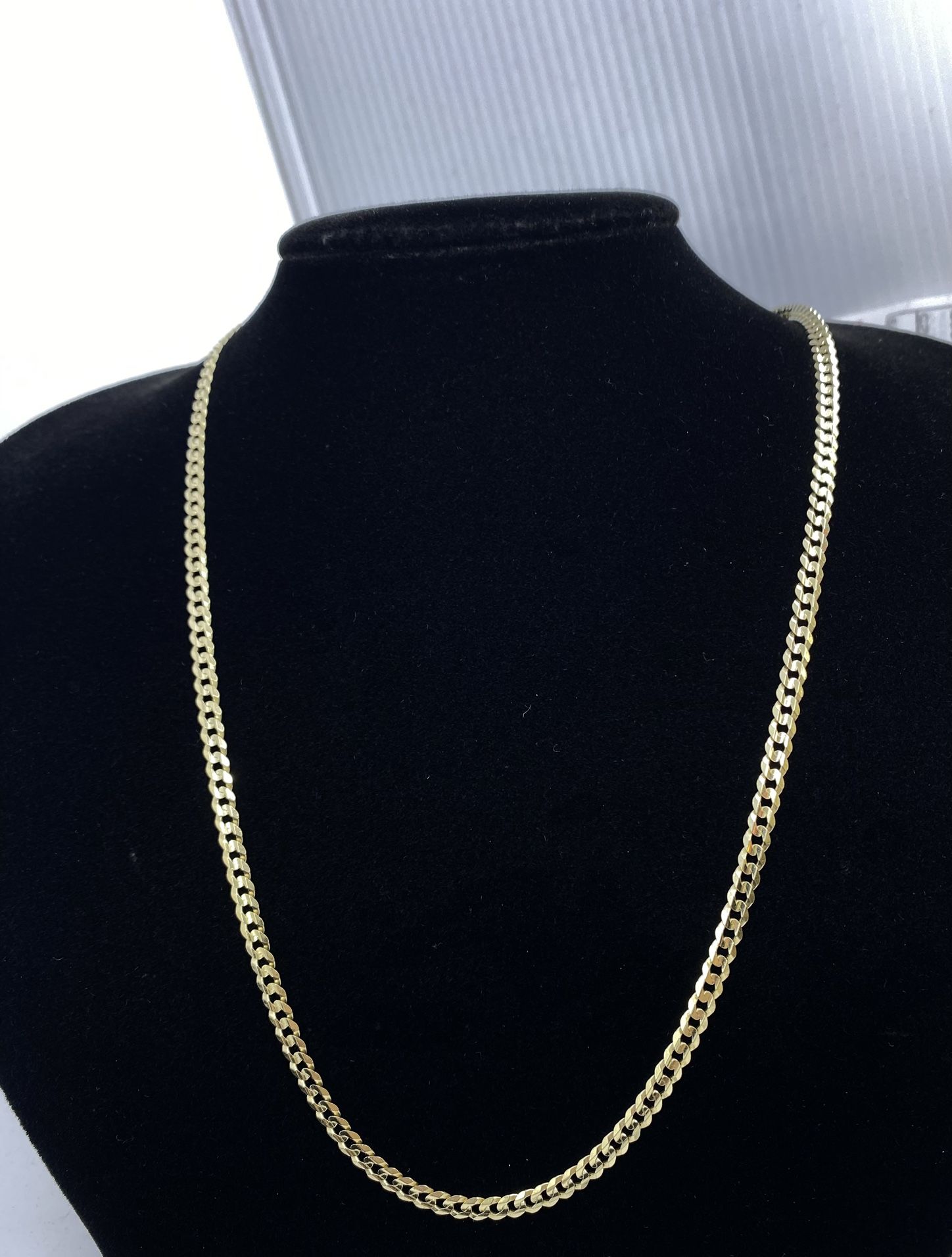$1600 Yellow Gold Solid Cuban Chain