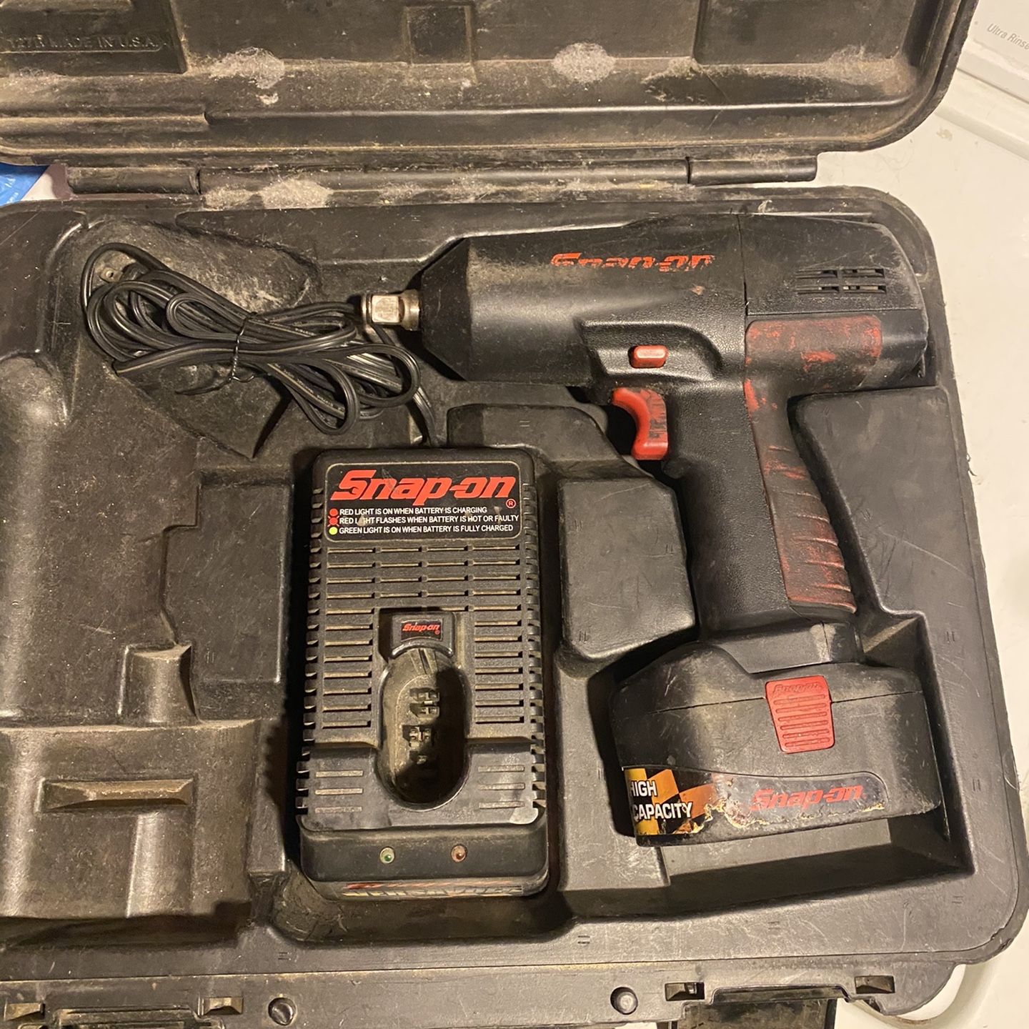 Snap on CT3850 18 Volt Cordless Impact Gun 1/2 inch
