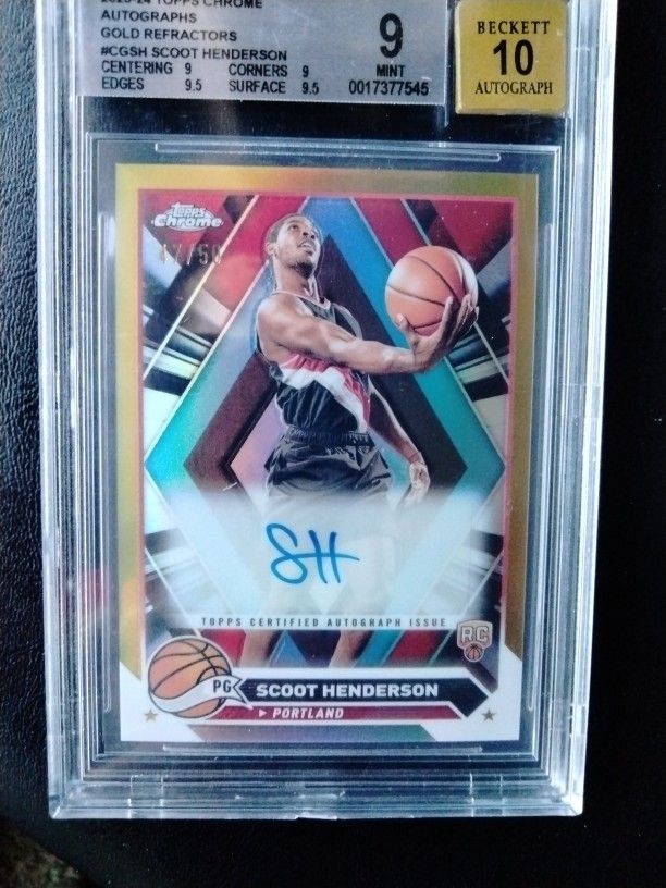 Scoot Henderson 2023 24 Topps Chrome Autographed Gold Reflector Graded By Beckett Autographed 10 Card Mint 9