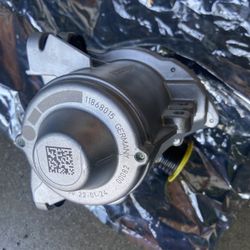 Bmw 335 135 535i N54 N55 Water Pump New Genuine Oem Bmw