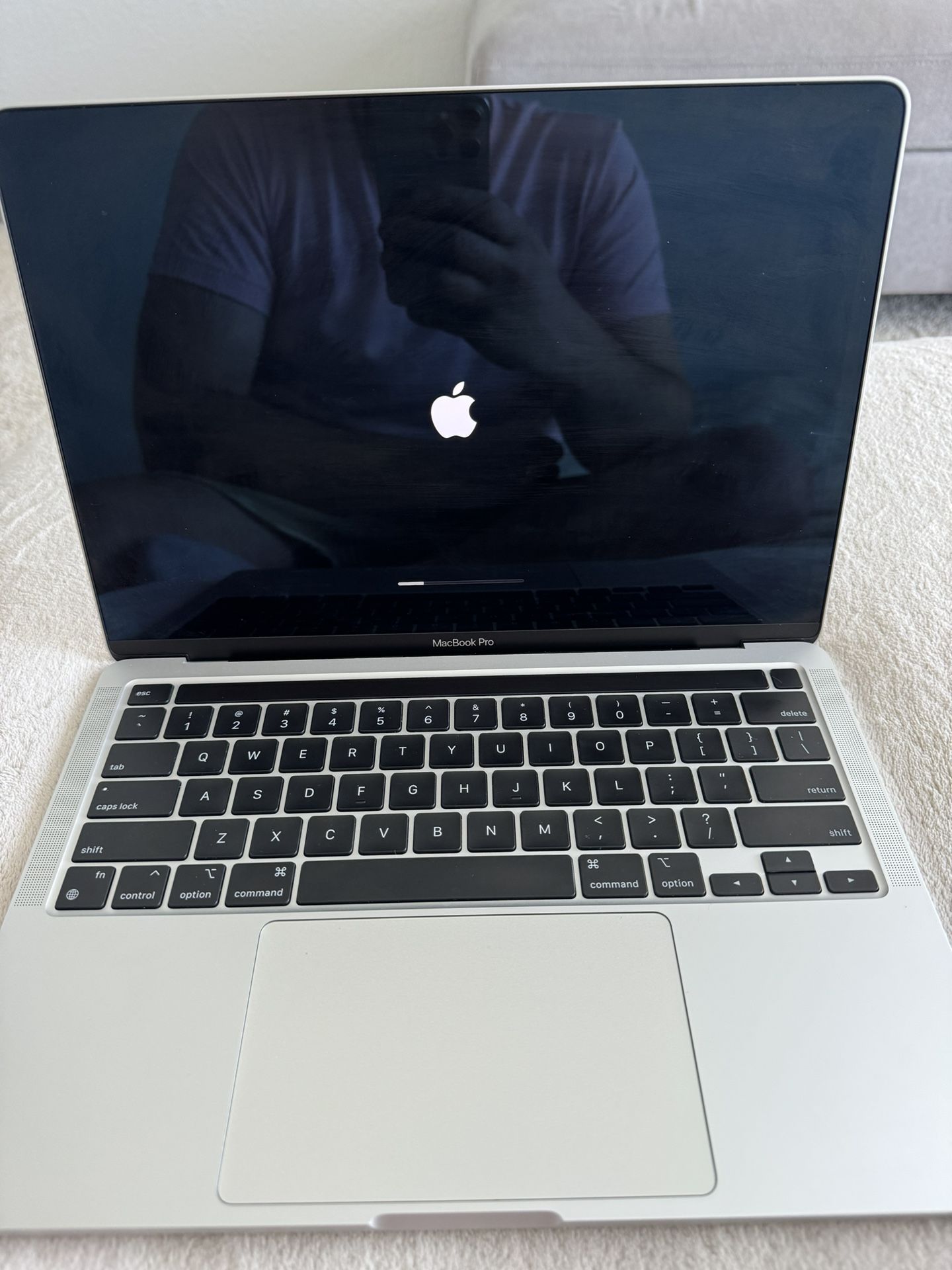 Apple MacBook Pro
