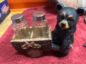 Salt & Pepper Holder