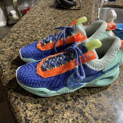 Nike Cosmic Unity 6Y