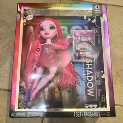 Rainbow High Shadow High Pinkie James Pink Fashion Doll  Fashionable Outfit NIB