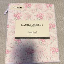 Laura Ashley Queen Sheet set