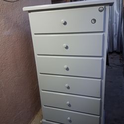 Drawer Dresser/Cajonera