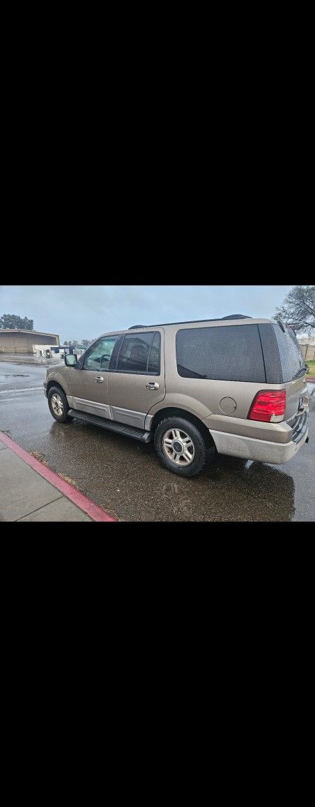 2003 Ford Expedition