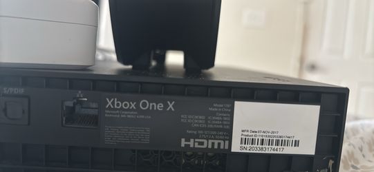 Xbox Series X w/ charging station
