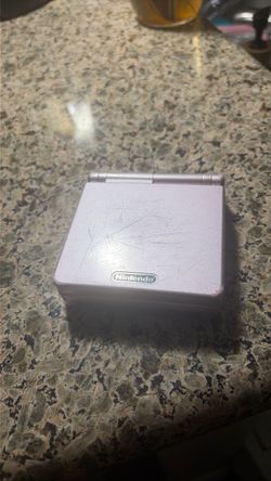Nintendo Game Boy Advance SP