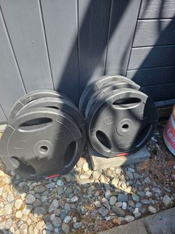 6 plastic coated 20lbs weight plates