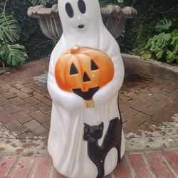 35 In Vintage Halloween Blow Mold Of A Ghost 👻Holding A Pumpkin🎃 And A Cat 🐈‍⬛ At His Feet