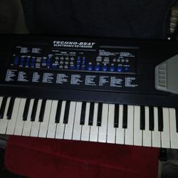 Techno-beat Electric Keyboard 