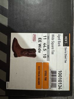 Steel toe boots