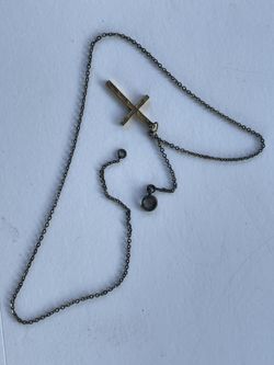 Silver cross necklace 7 inches vintage
