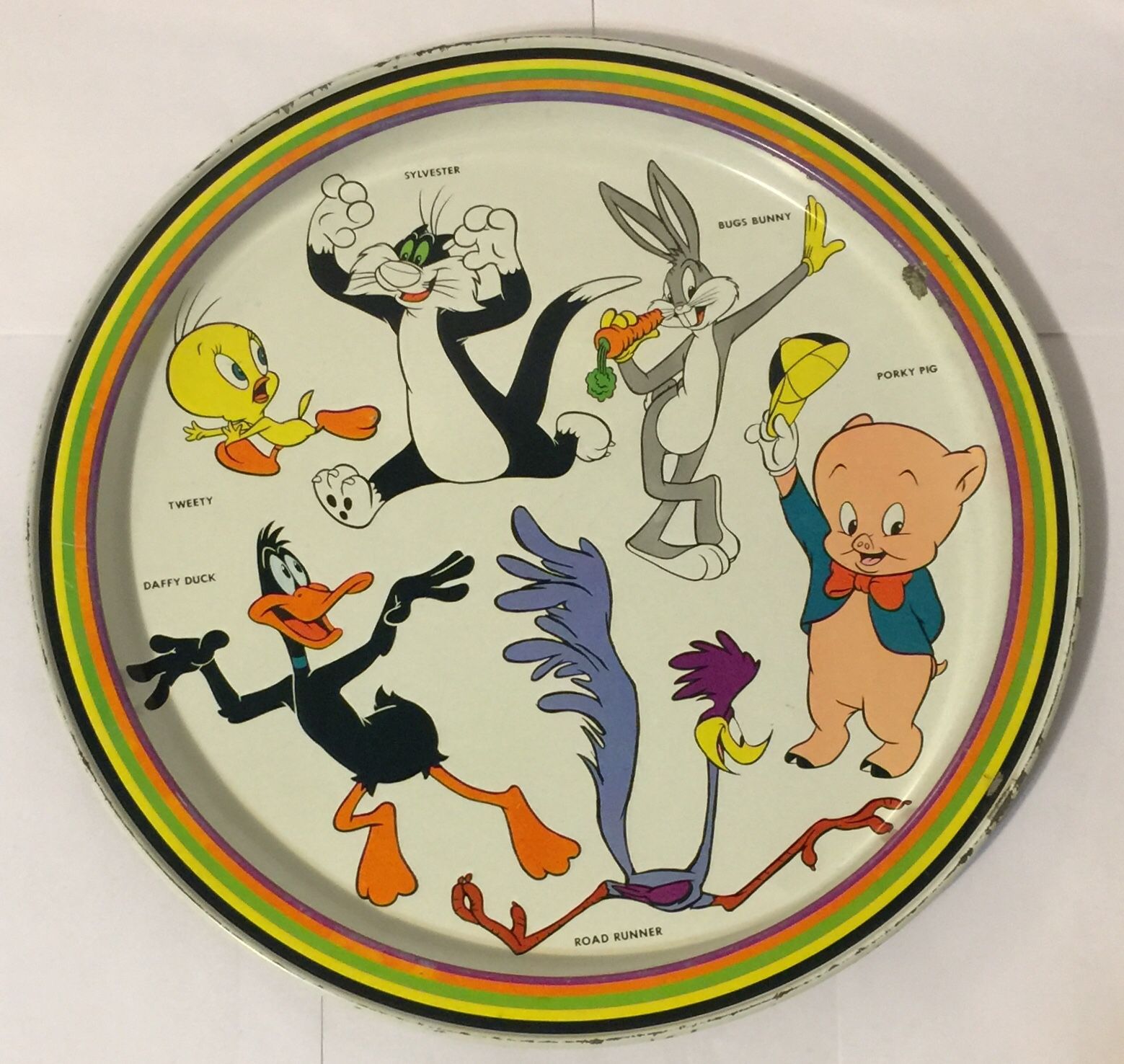 Looney Tunes 1974 Metal Serving Tray Bugs Bunny Daffy Duck Tweety Bird Road Runner