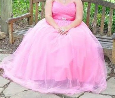 Prom Dress By Alfred Angelo Only Wore It Once